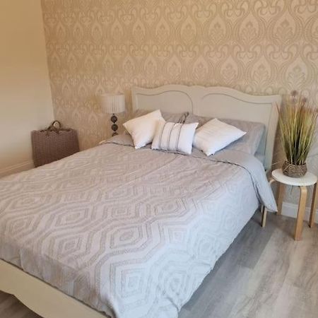 Somers Lodge Лестер Экстерьер фото
